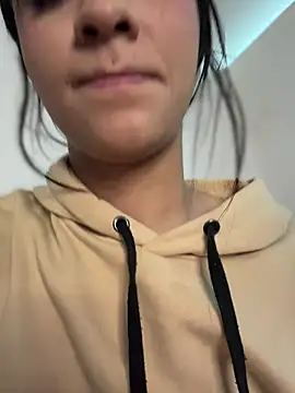 Isabella-Teen's cam snapshot