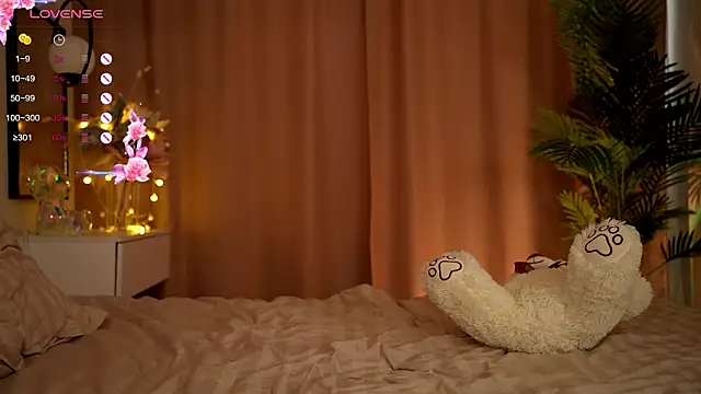 MilaLux's cam snapshot