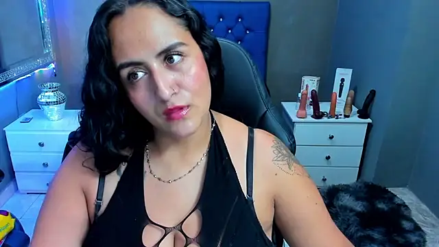 NikolPervertUnlimit's cam snapshot