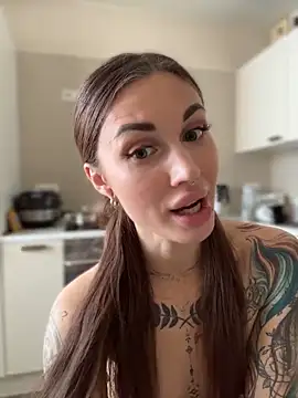 Charming_Ritta's cam snapshot