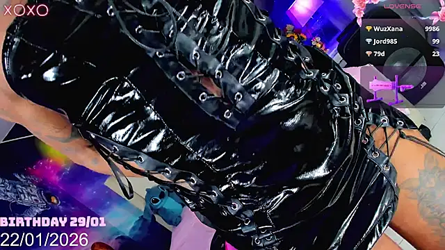 Nella_Dolls live sex cam