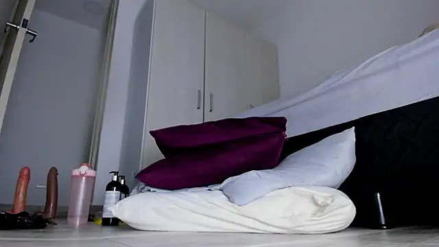 Skarleth69's cam snapshot