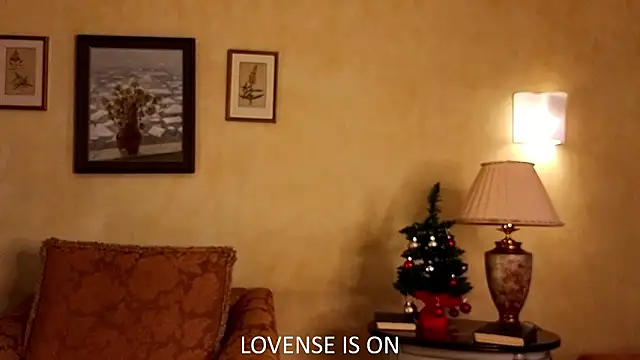 CaseySanchious's cam snapshot