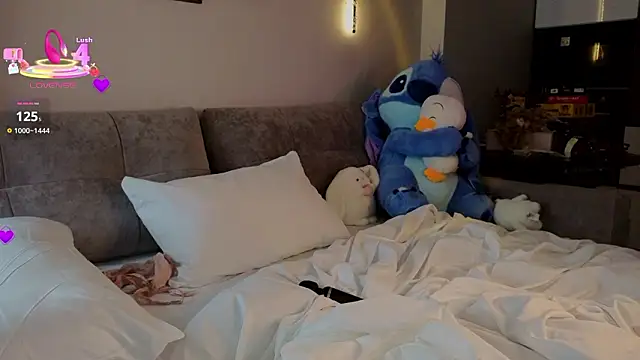 emilyshepar_d's cam snapshot