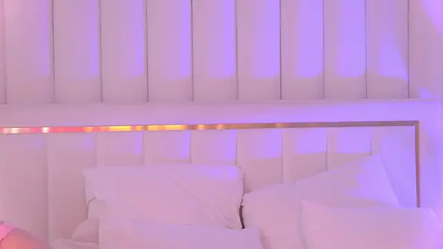 ArianaMell's cam snapshot