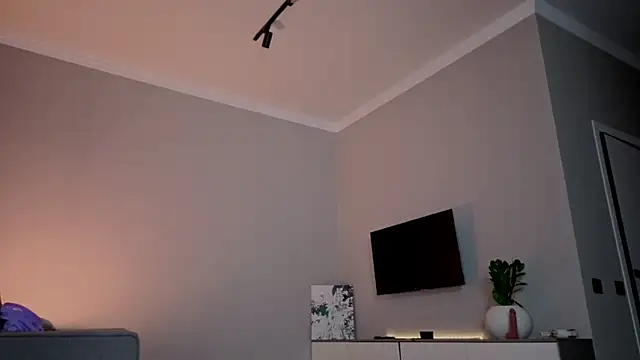 RileyMee's cam snapshot