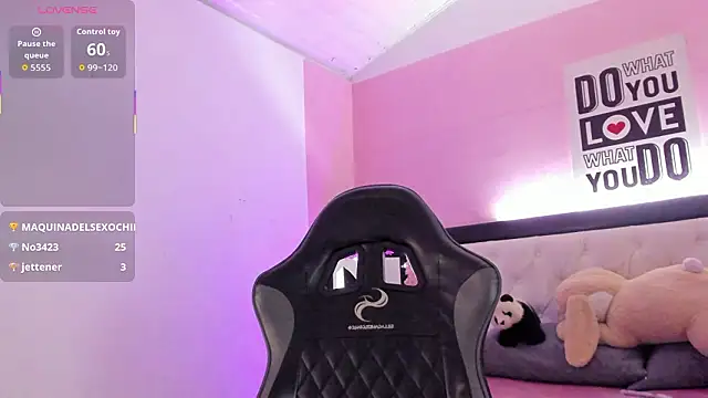 Barbieteeen's cam snapshot