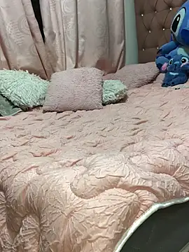 Rachellcooperrr's cam snapshot