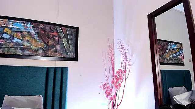 LaraGoldd's cam snapshot