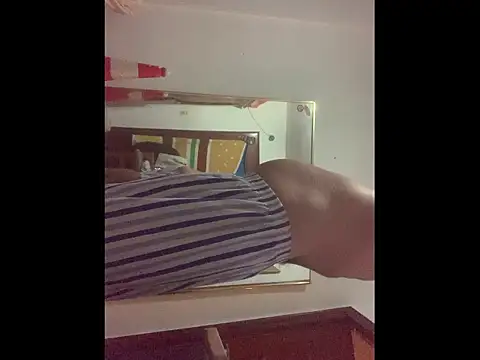 lucky1661 live sex cam