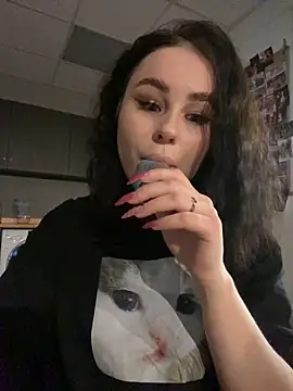 AliceLune's cam snapshot