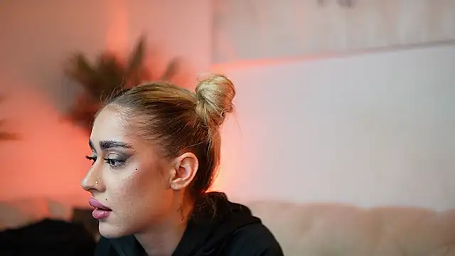 AileenKiss's cam snapshot