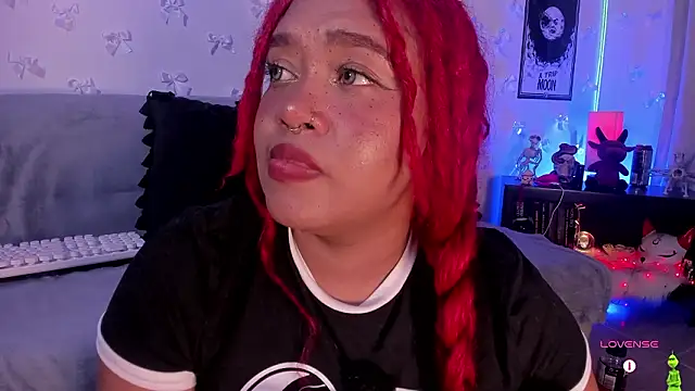 pamela_doll3's cam snapshot