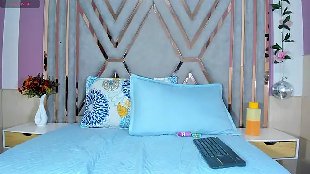 vanesaa_mejia's cam snapshot