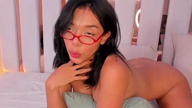 selene_phmoon's cam snapshot