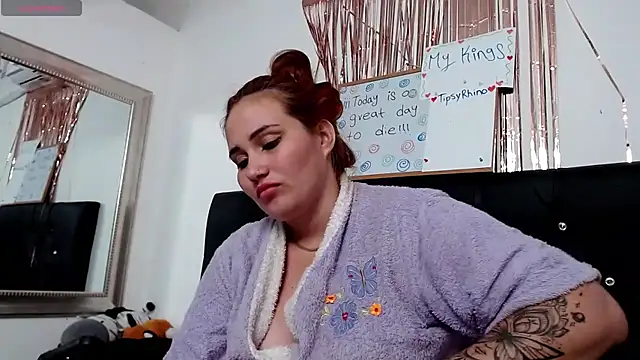 Baby_hornyJM's cam snapshot