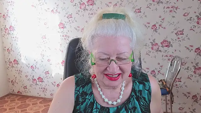 Maya_Mayflower's cam snapshot