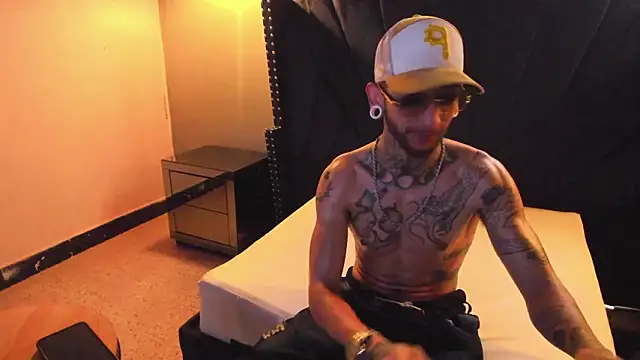 axel_valtier's cam snapshot