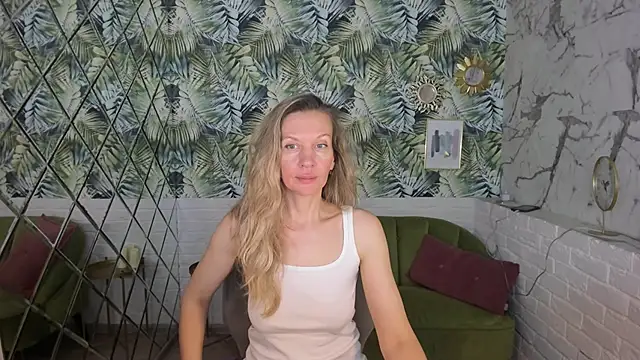 NancyGrace live sex cam