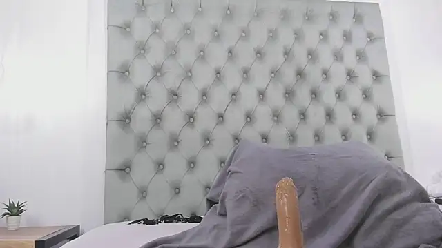 anette_cooper's cam snapshot