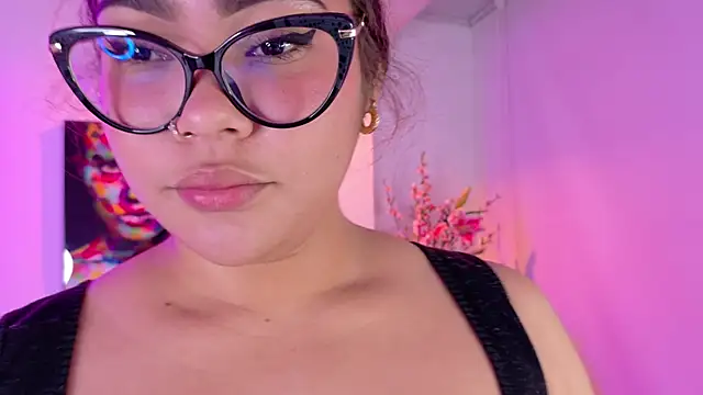 Vale_Walker live sex cam