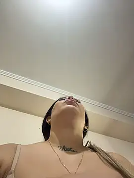 Anna_Bitch_Disgusting's cam snapshot