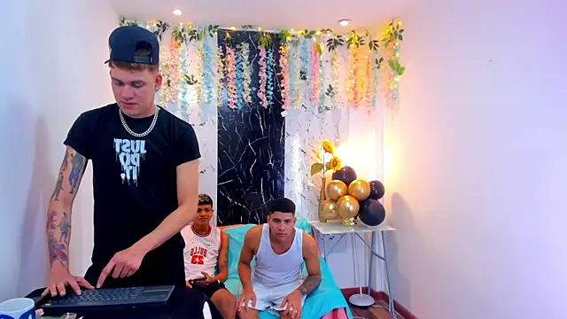 iaan_commerford's cam snapshot