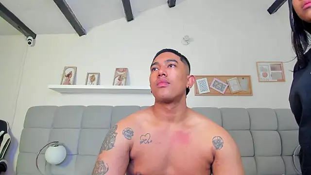 erotic_sins's cam snapshot