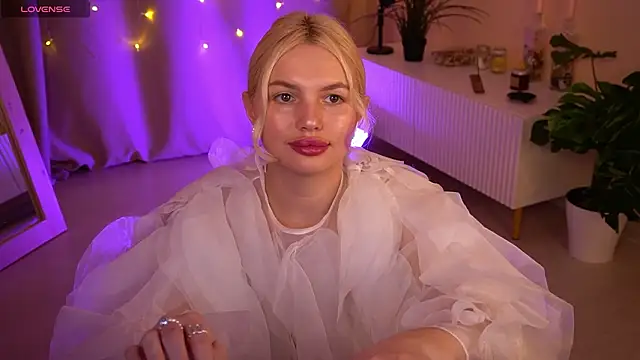 AmeliaWeells's cam snapshot