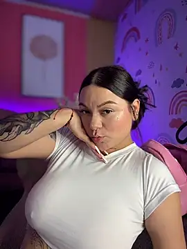 Megaan__More's cam snapshot