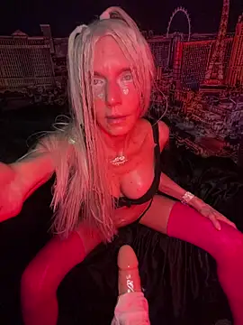 1NikiVegas's cam snapshot