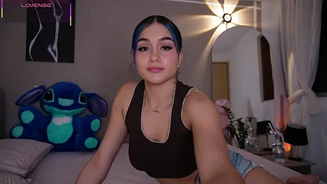 AnnyHizzle's cam snapshot