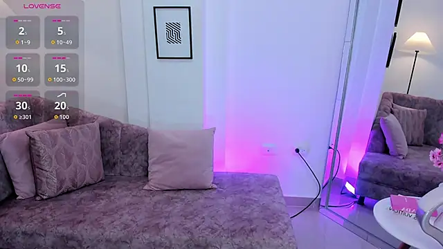 July_Adams's cam snapshot