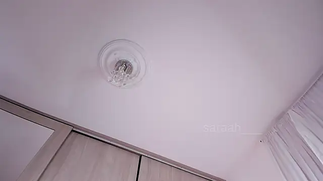_Saraah live sex cam