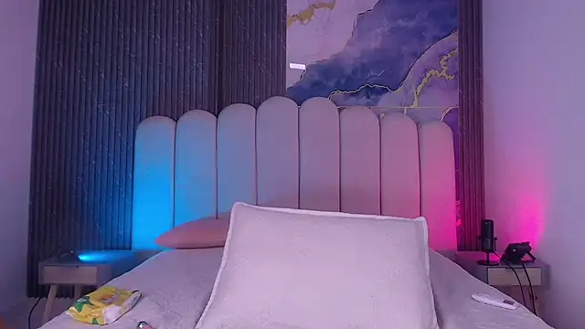 abbyrouss_'s cam snapshot