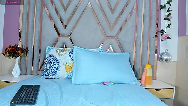 vanesaa_mejia's cam snapshot