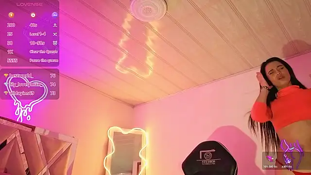 Laylafoxy_tay's cam snapshot