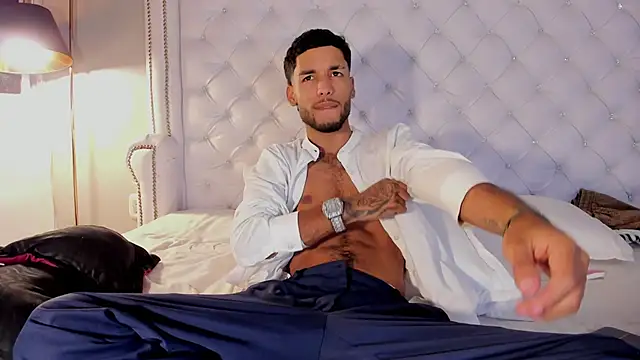 Thiagoferreti live sex cam