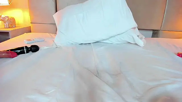 isabel_sofiaa's cam snapshot