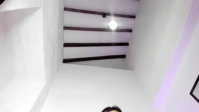 Nyra_18's cam snapshot