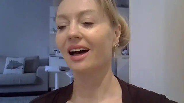 ZarinaSwift live sex cam