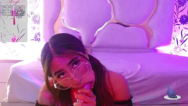 Livglow_tay's cam snapshot