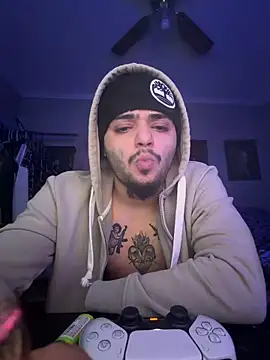 papiVilla23 live sex cam