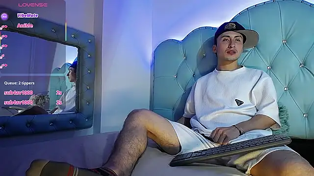 Oliver_Benedetti's cam snapshot