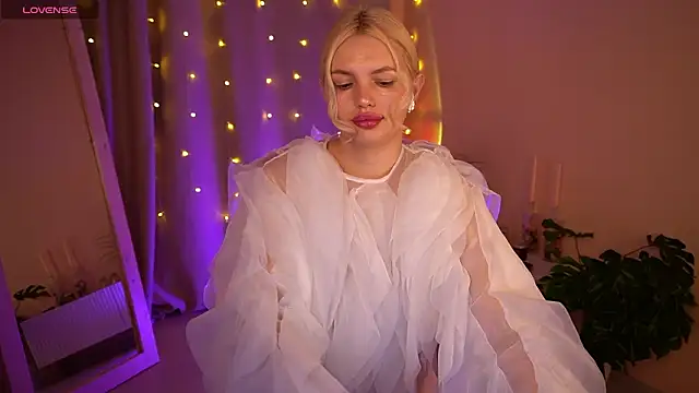 AmeliaWeells's cam snapshot