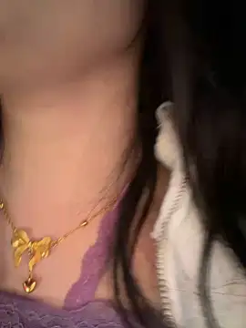 ella-ys's cam snapshot