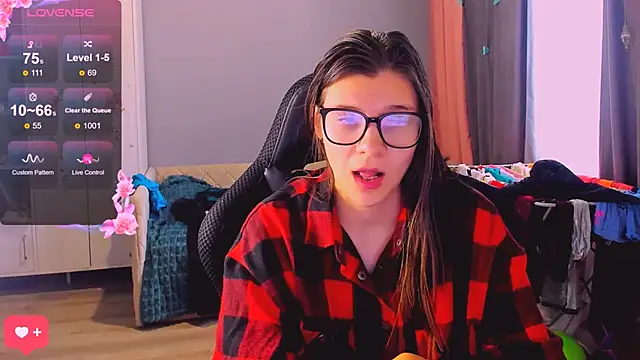 MollyLollipop's cam snapshot