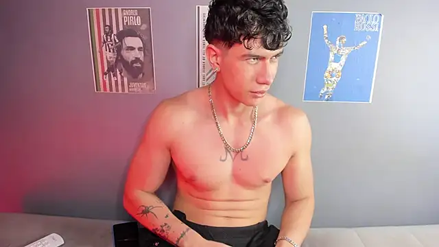 Criss_Adams's cam snapshot