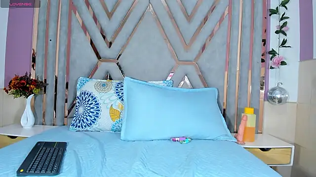 vanesaa_mejia's cam snapshot