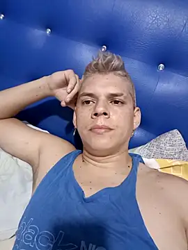 CaetanoZuluaga's cam snapshot